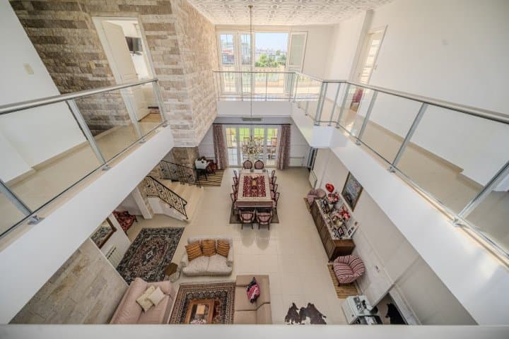 CASA. PILETA. GALERIA. VISTA AL LAGO — foto 4