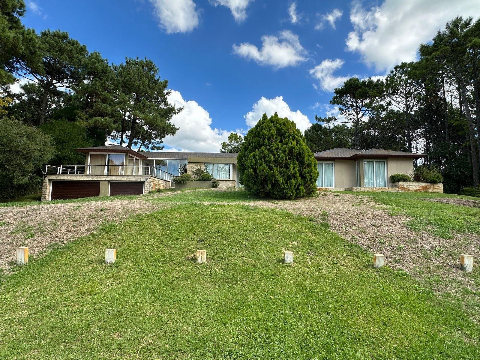Casa en venta pinamar sobre el golf barrio Alamos II — foto 2