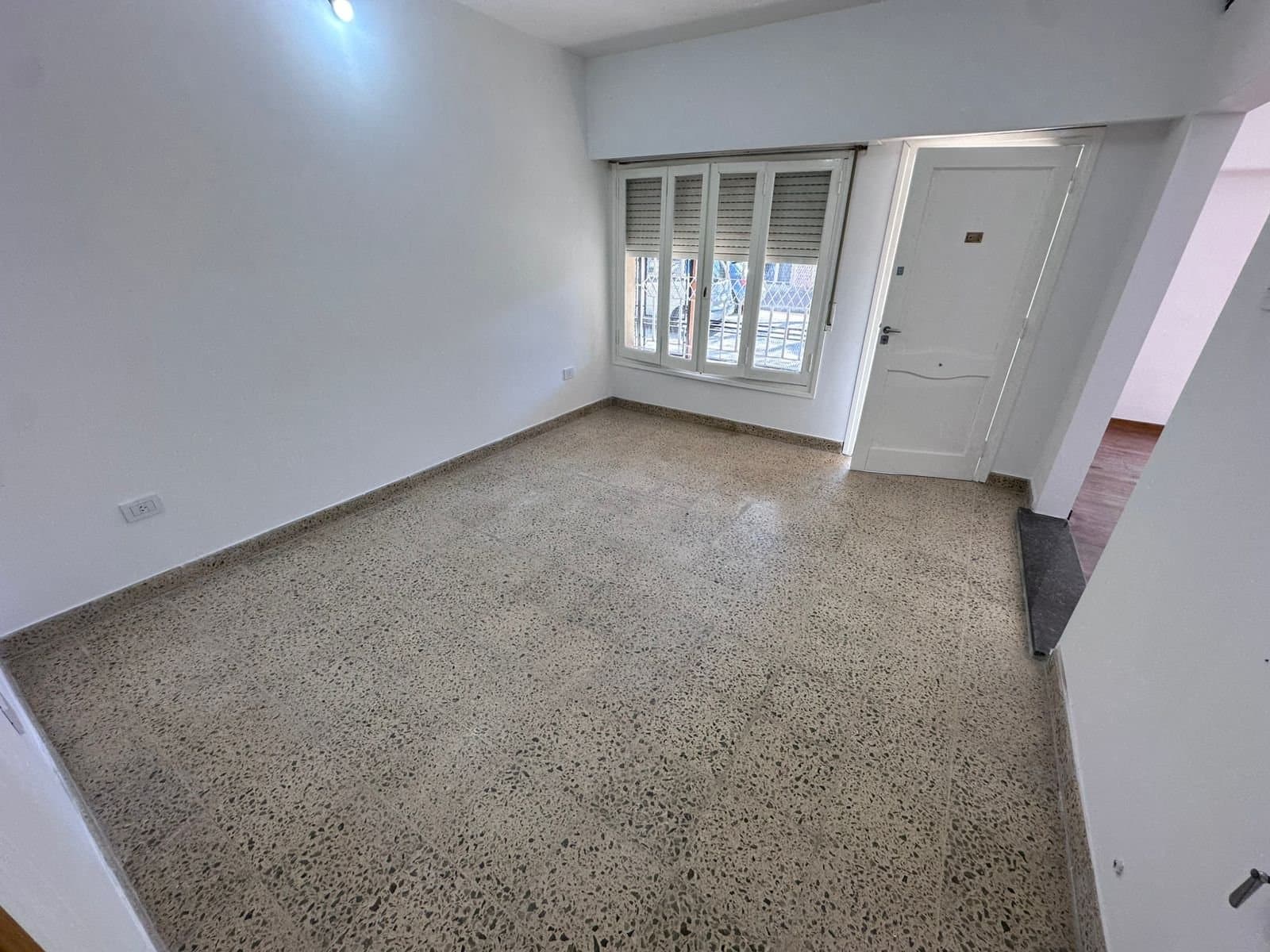 VENTA CASA 3 DORMITORIOS BARRIO SARMIENTO — foto 2