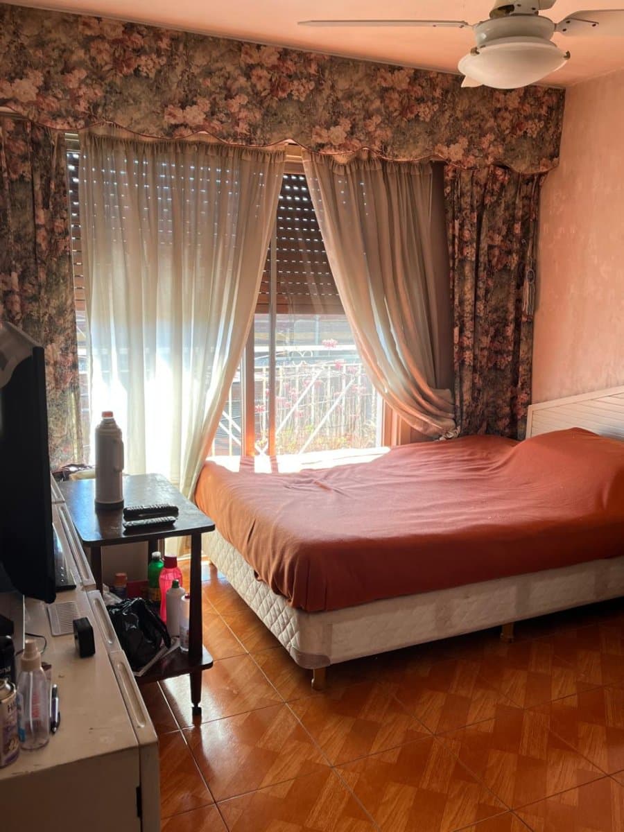 Amplio PH en planta alta sin expensas — foto 6