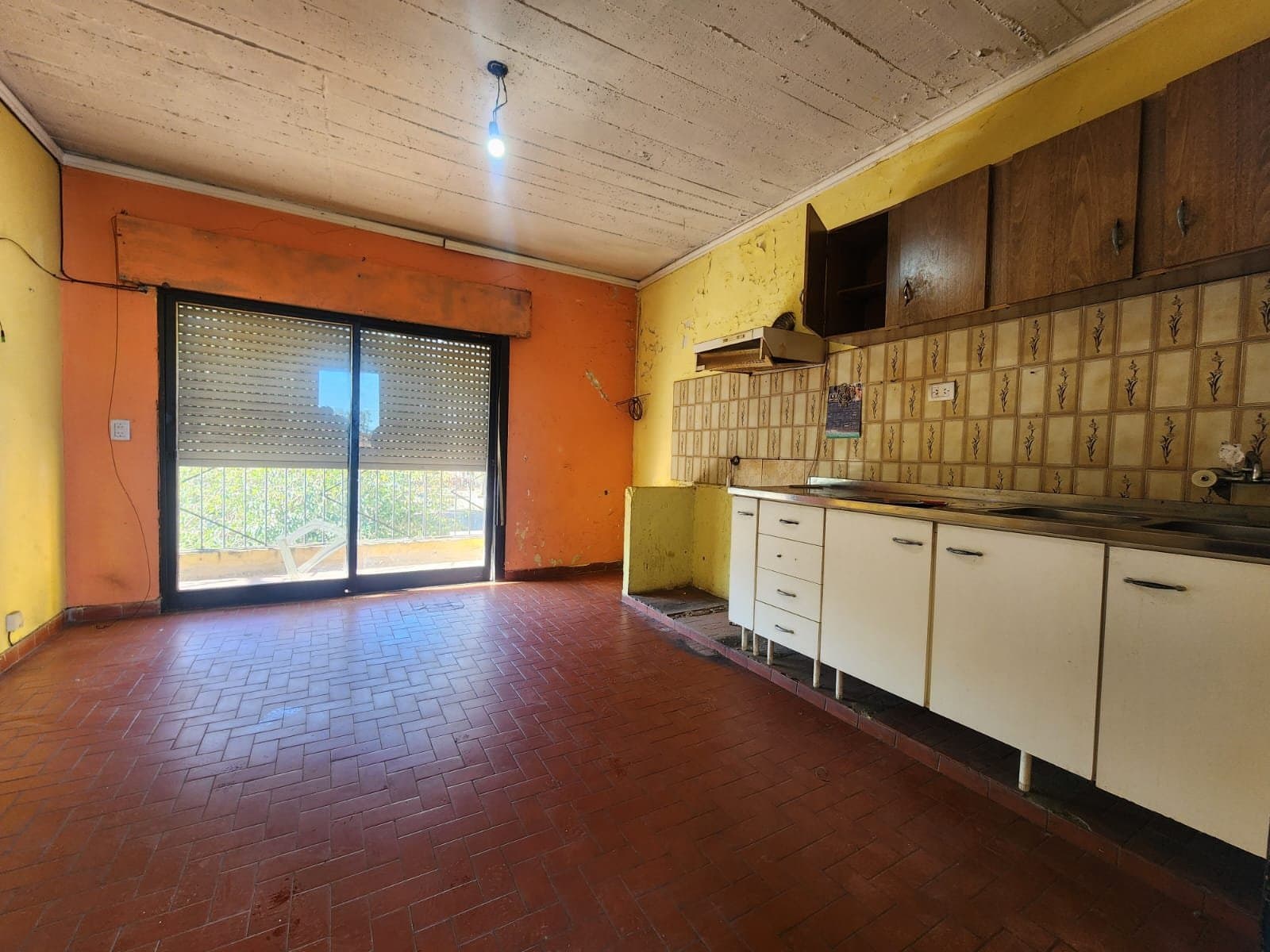 CASA EN PLANTA ALTA IDEAL INVERSIÓN. EN PH APTO CRÉDITO — foto 1