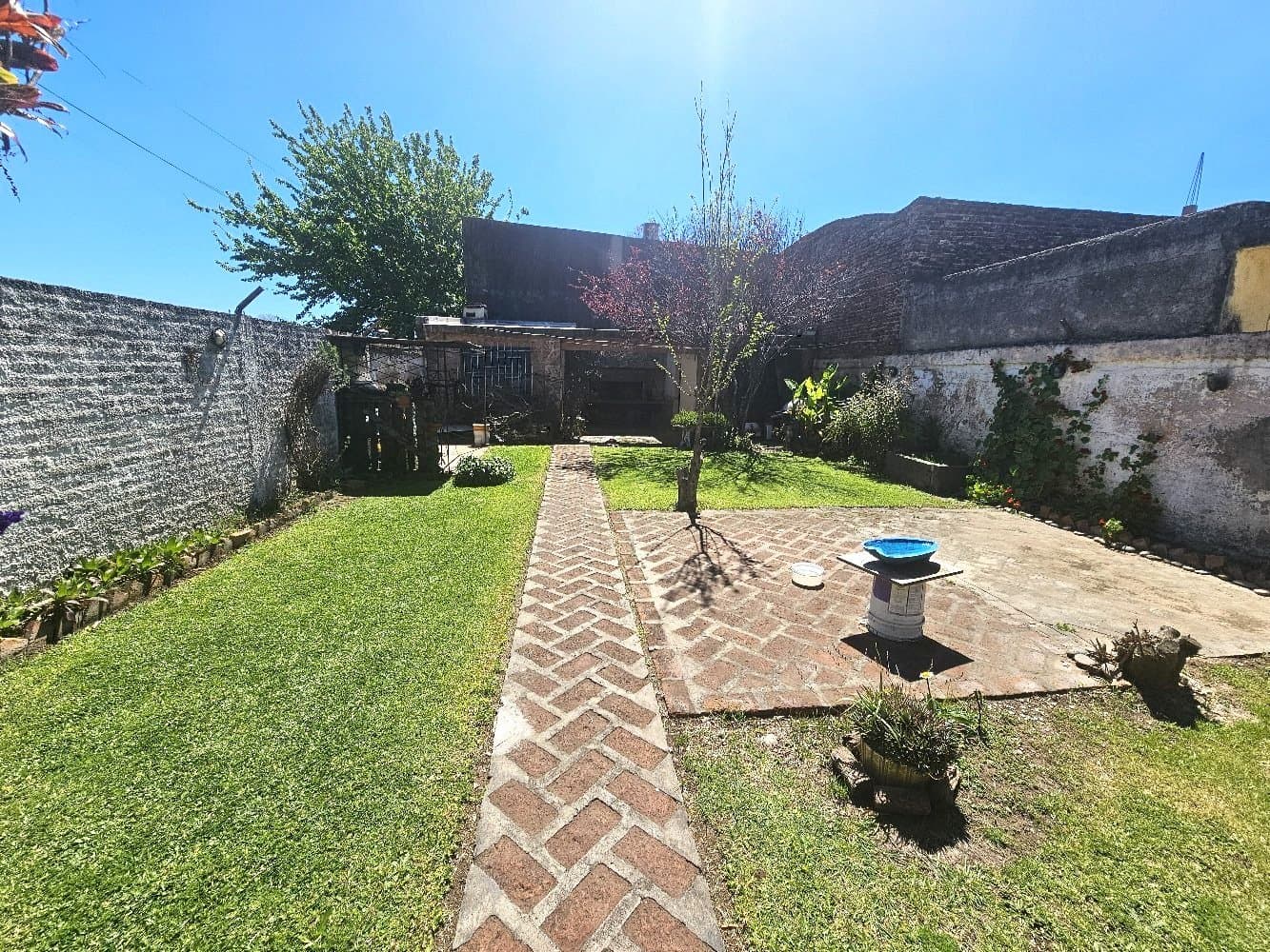 CASA 3 DORMITORIOS CON PATIO — foto 7