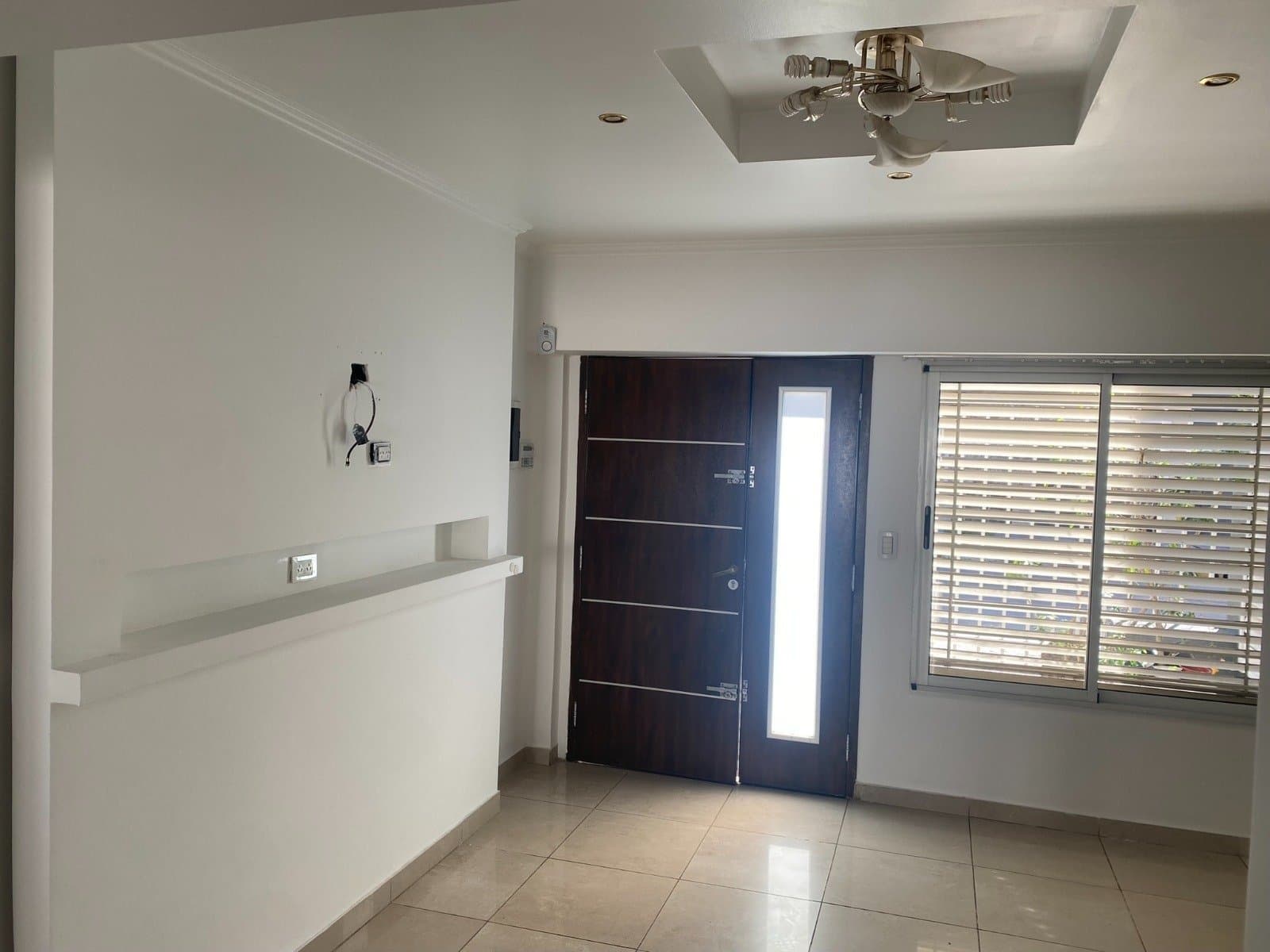 Venta : Tu Próxima Casa Te Espera – 5 Dormitorios, Quincho y Playroom Impecable — foto 3