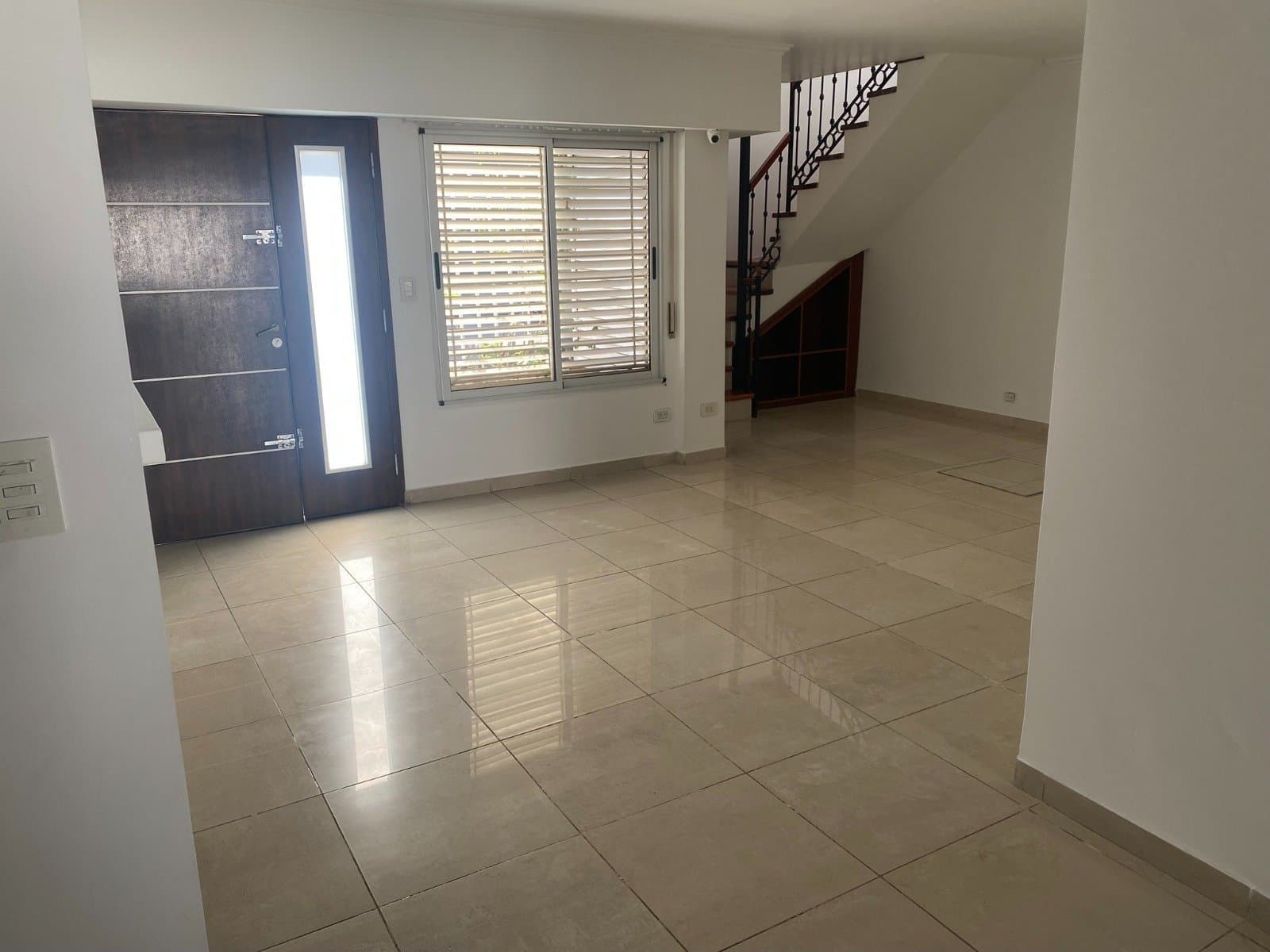 Venta : Tu Próxima Casa Te Espera – 5 Dormitorios, Quincho y Playroom Impecable — foto 5