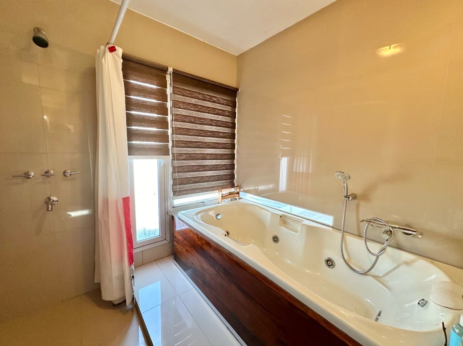 VENDO Duplex Seg 24hs 4 Dorm HOUSING — foto 14