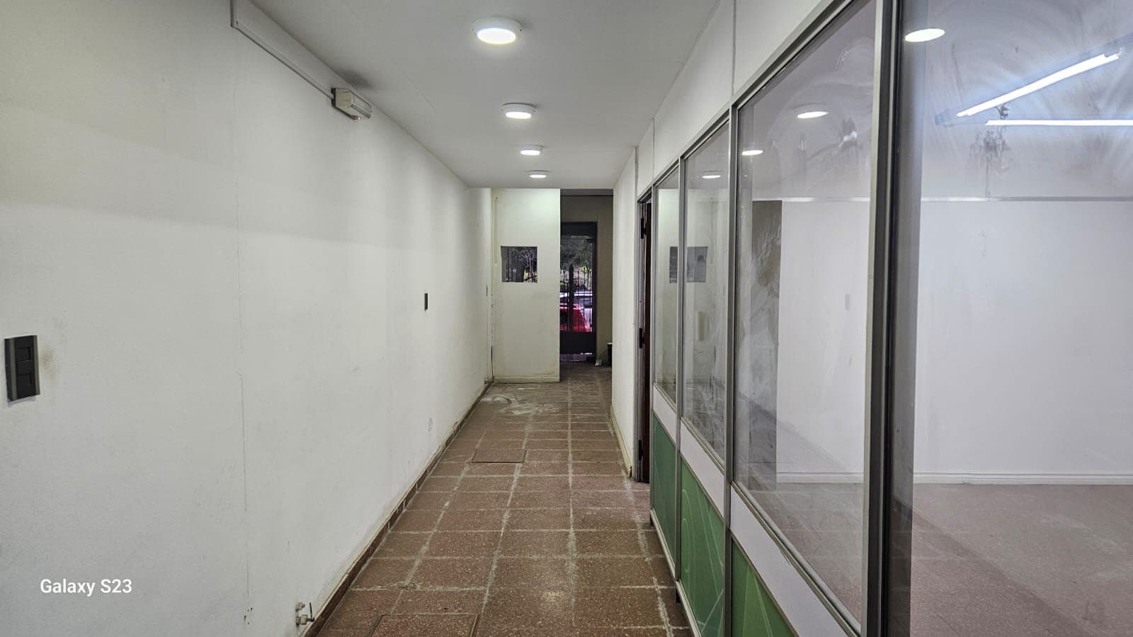 Oficina local comercial Alberdi — foto 9
