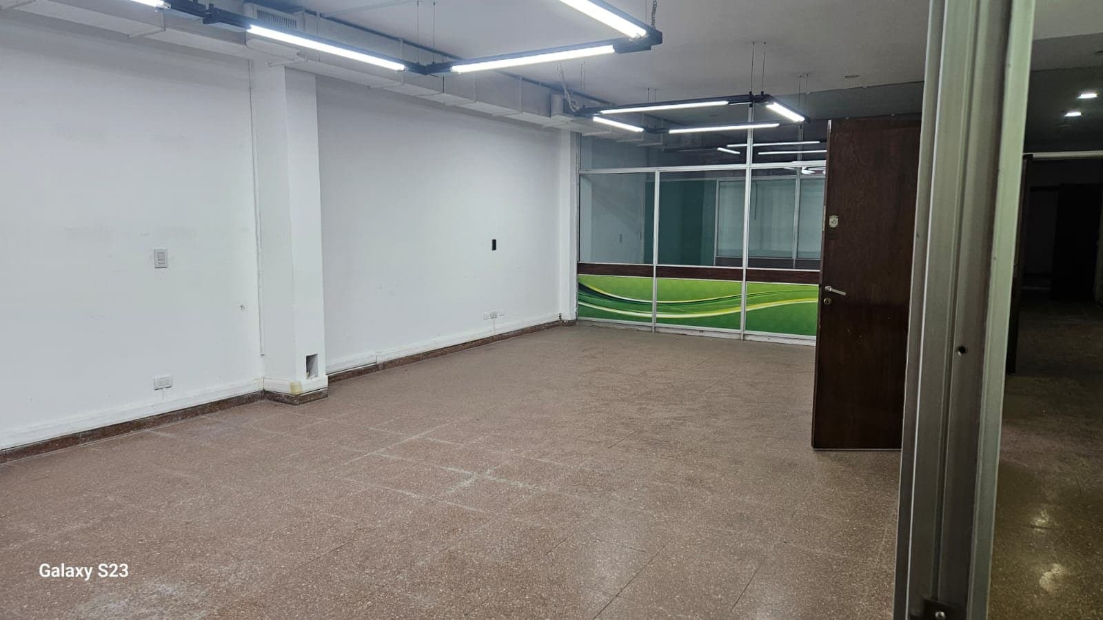 Oficina local comercial Alberdi — foto 10
