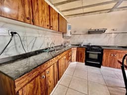 SE VENDE HERMOSA CASA 2 dormitorios BARRIO ECOTIERRA