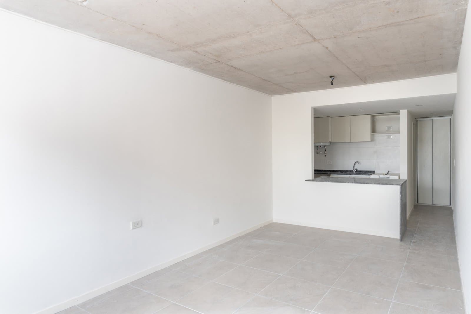 VENTA DEPARTAMENTO MONOAMBIENTE- ZONA TRIBUNALES — foto 1