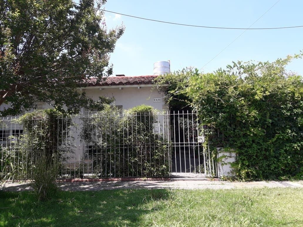 Castelar Norte Chalet 4 Ambientes — foto 1