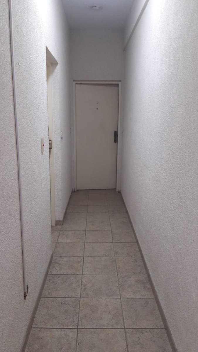 Moron Amplio Monoambiente — foto 4