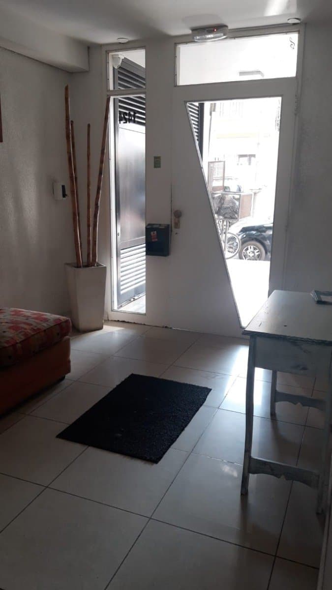 Moron Amplio Monoambiente — foto 2