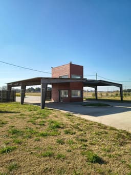 LOTEO ALVEAR CASA Y CONDO CLUB