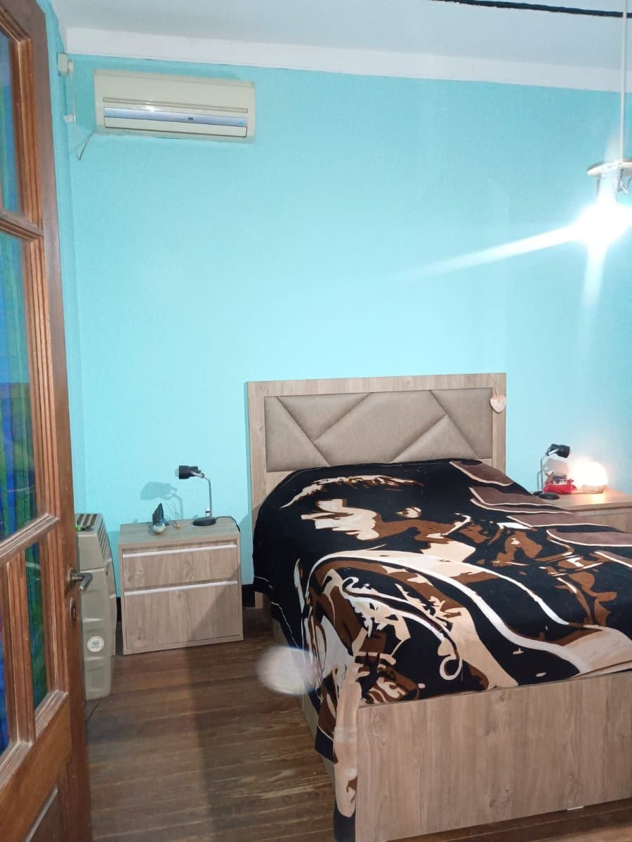 CASA DE PASILLO DE DOS DORMITORIOS, EN BARRIO ABASTO. — foto 13
