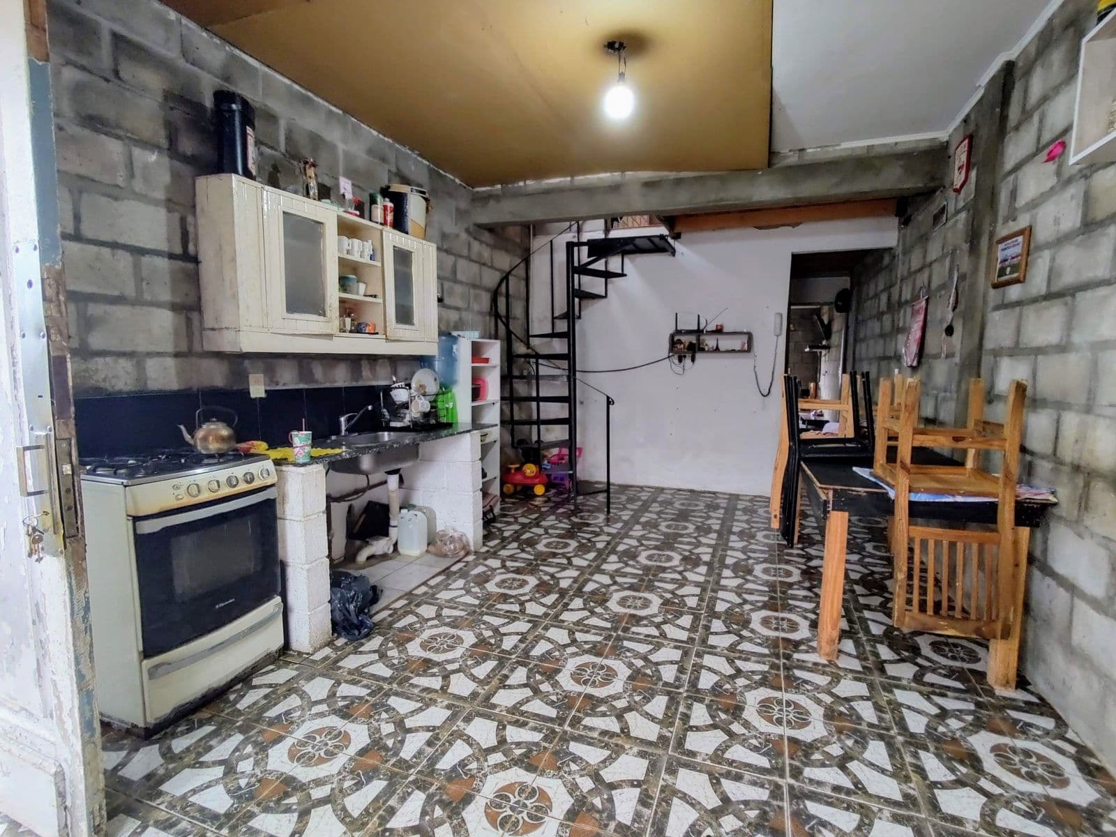 Venta Casa 3 ambientes con garage en Castelar — foto 6