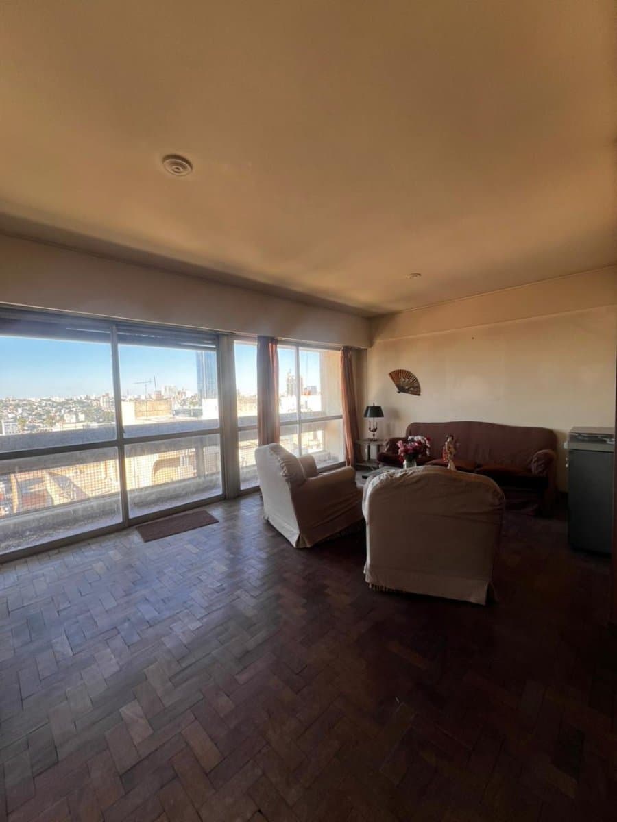 Depto en venta sobre Colon de 3 dormitorios y cochera — foto 4