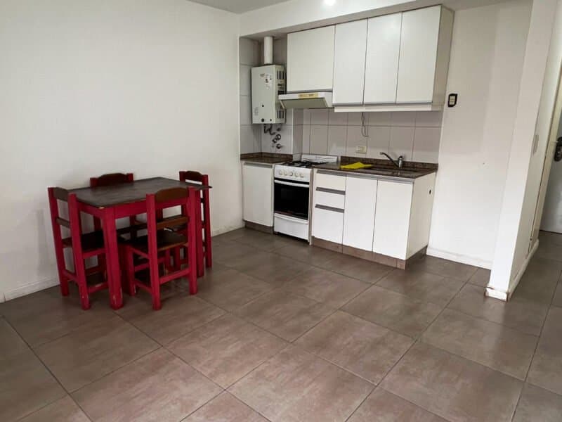Monoambiente - Riobamba 762 — foto 1