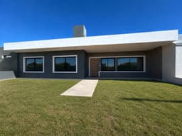 Casa En Venta 3d 2b Rincones De Manantiales - Con Losa Radiante