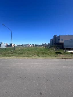 Terreno uso comercial