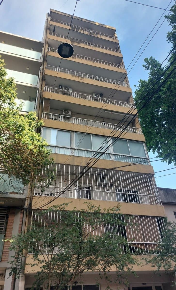 RODRIGUEZ Y PELLEGRINI. SEMIPISO EN VENTA — foto 1