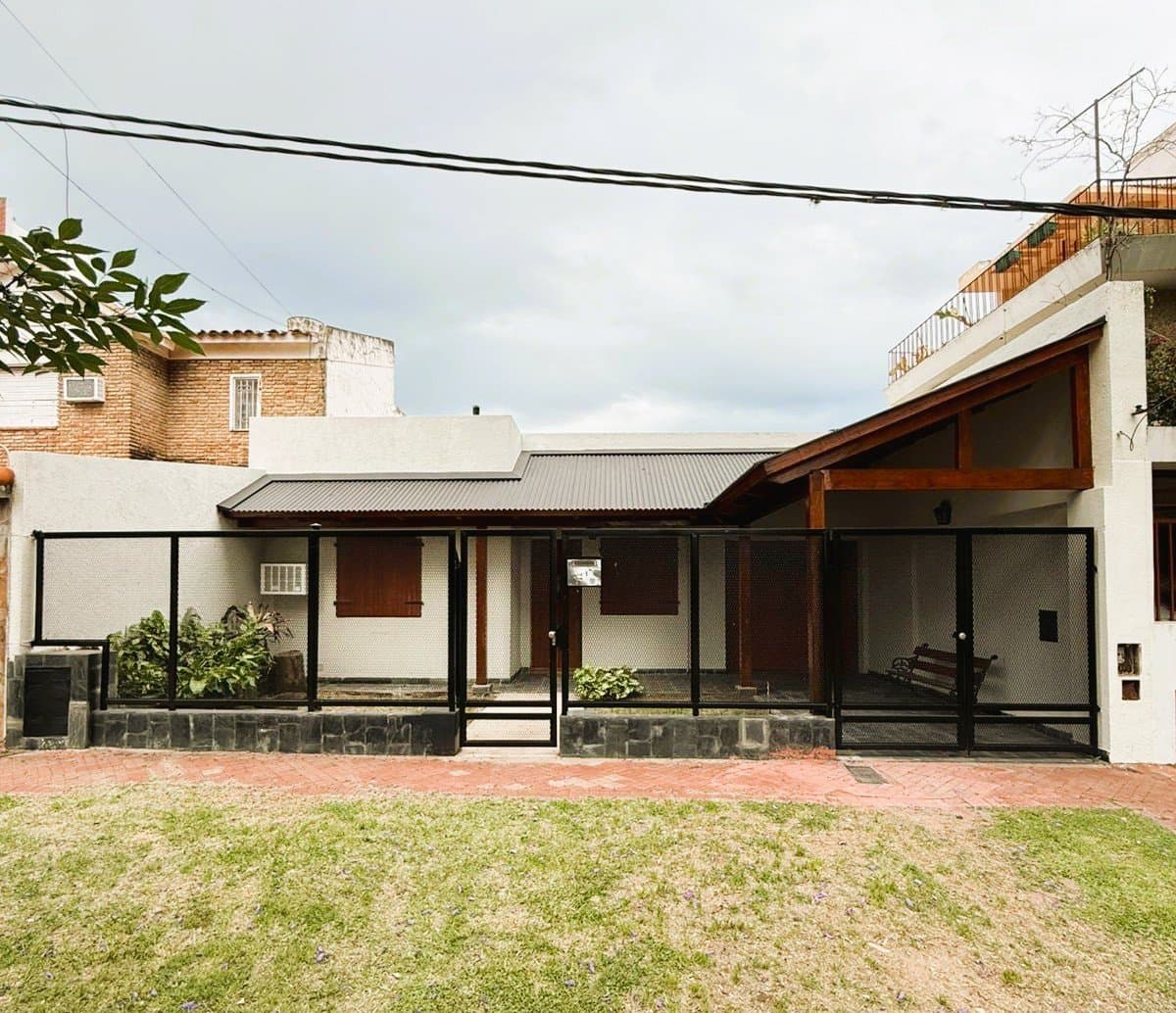 Jose Hernandez 1120 — foto 1