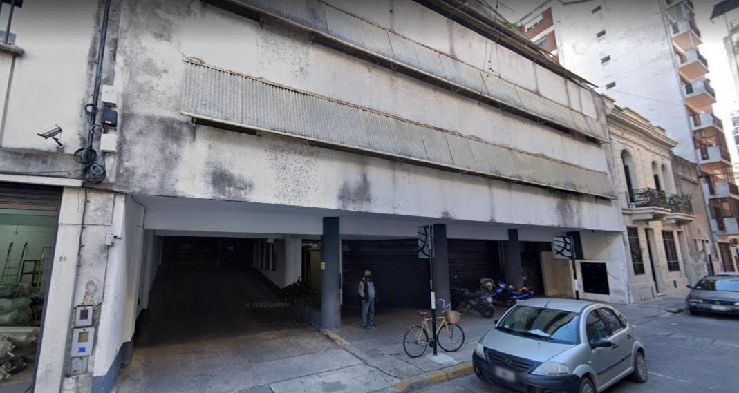 Pasaje Araya 972 - VENTA Cochera — foto 1