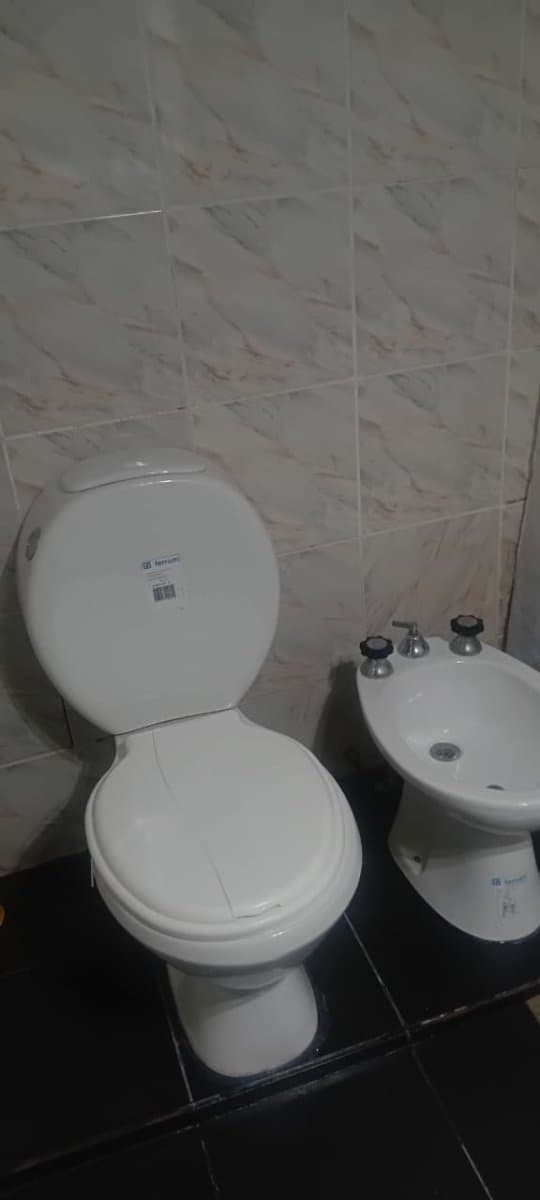 VENTA- CASA DE 10 AMBIENTES, GREGORIO DE LAFERRERE — foto 8