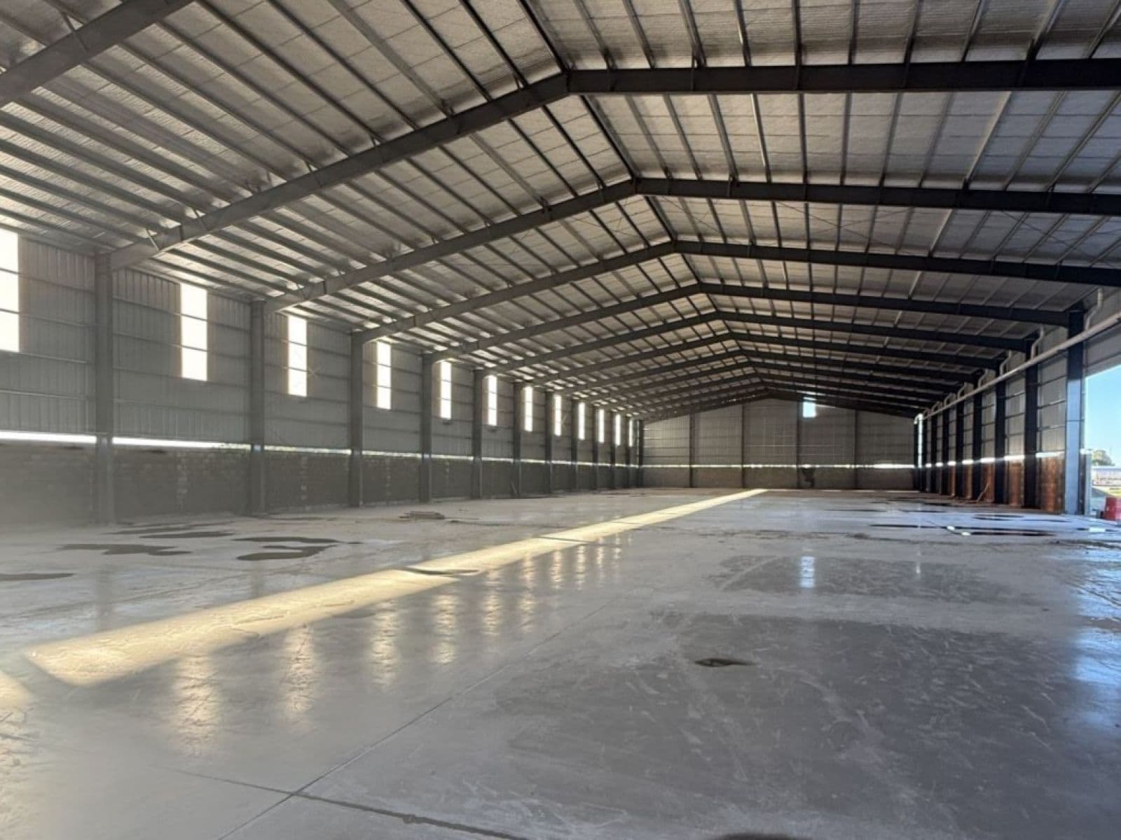 Nave Industrial a estrenar — foto 1