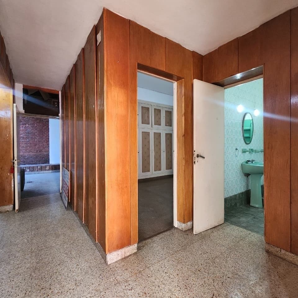 CASA AL FRENTE CON COCHERA — foto 6