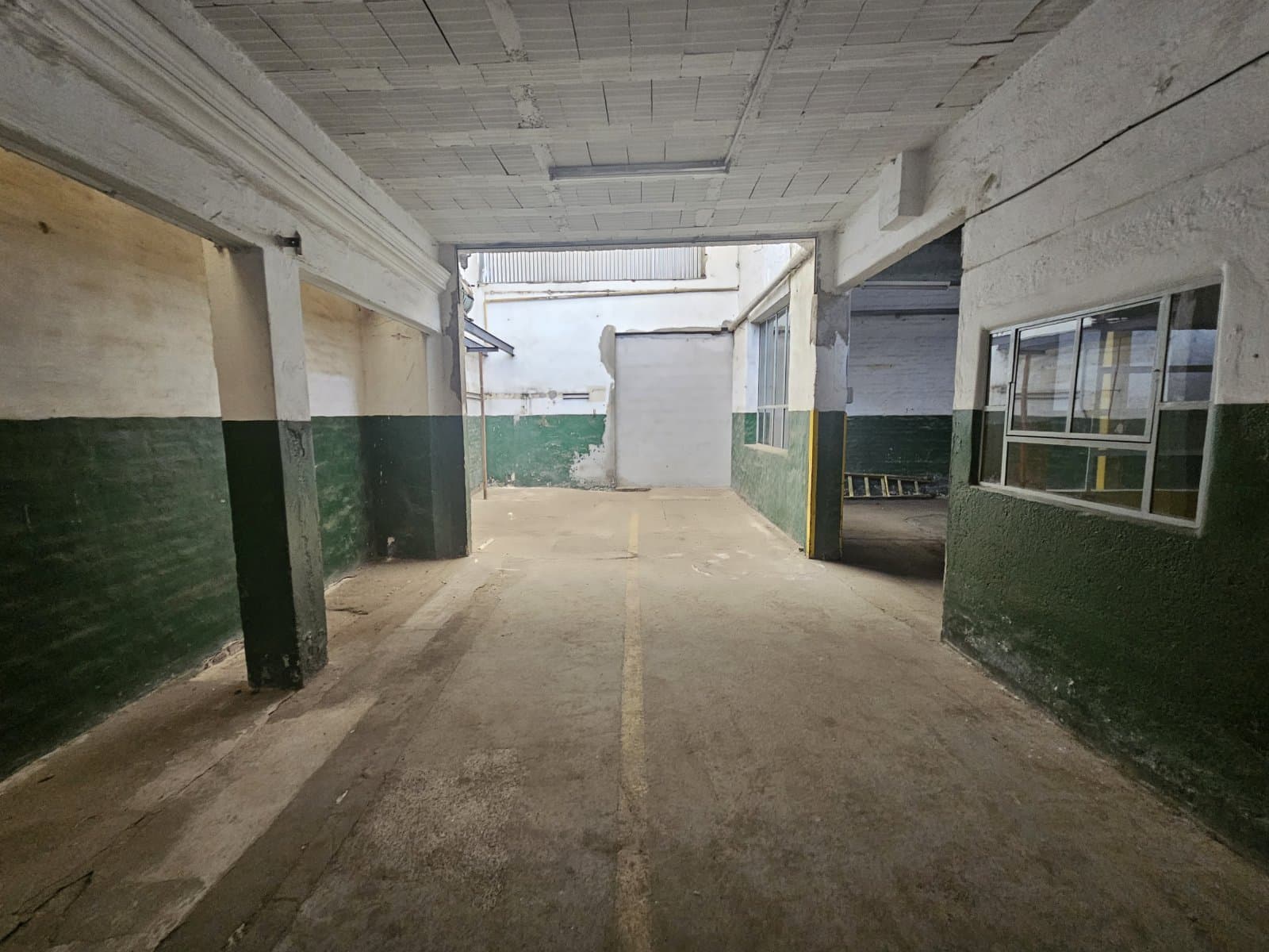 Inmueble Con Talleres Y Oficinas — foto 5