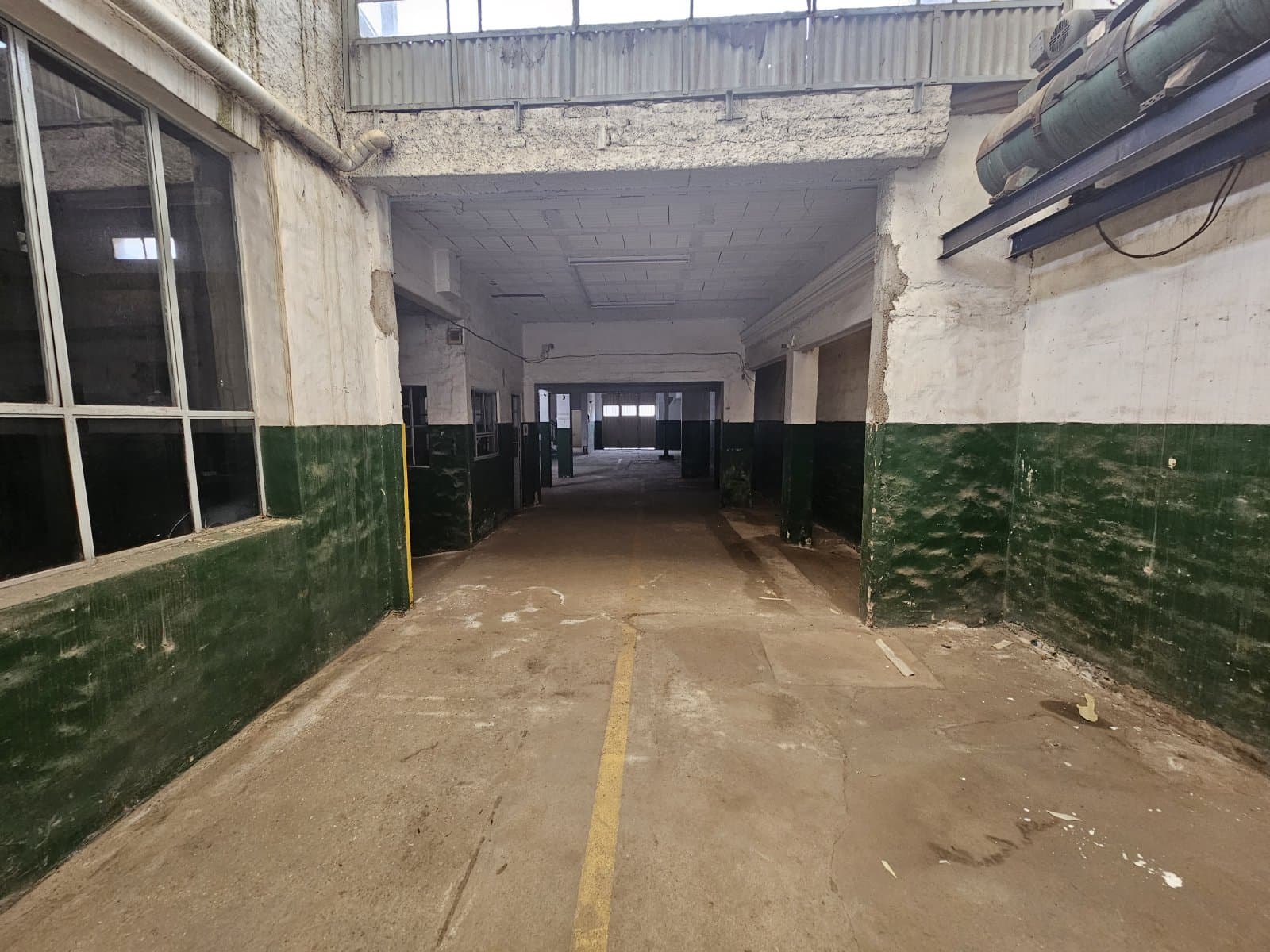 Inmueble Con Talleres Y Oficinas — foto 7