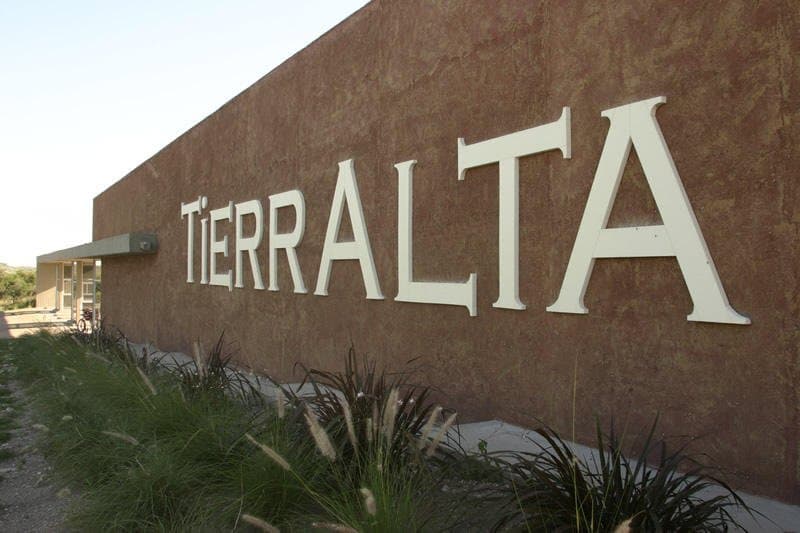 VENDO LOTE EN TIERRA ALTA, OPORTUNIDAD DE INVERSION — foto 1