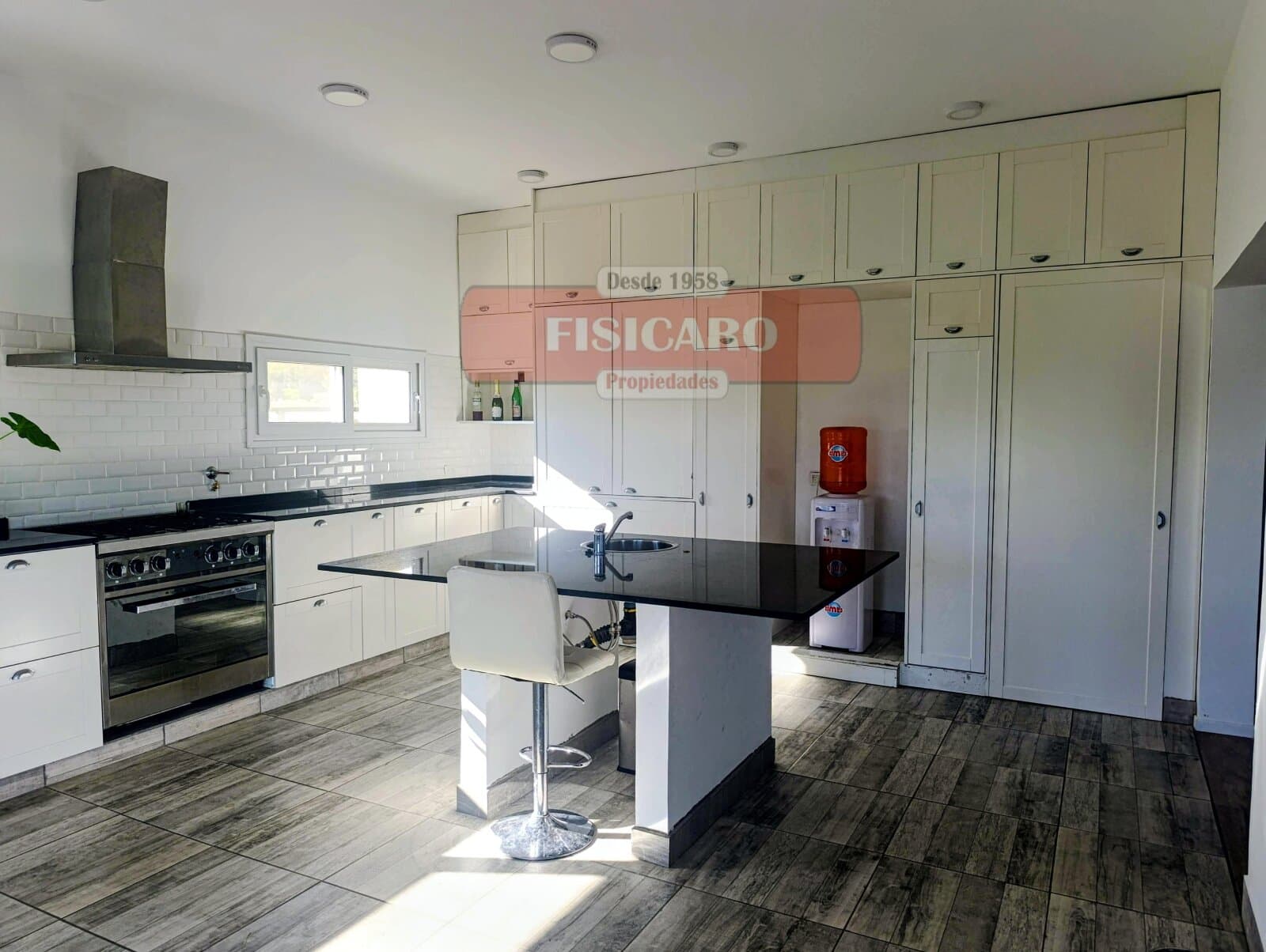 VENTA!!! Casa 4 ambtes c/piscina - AREA 12 — foto 10