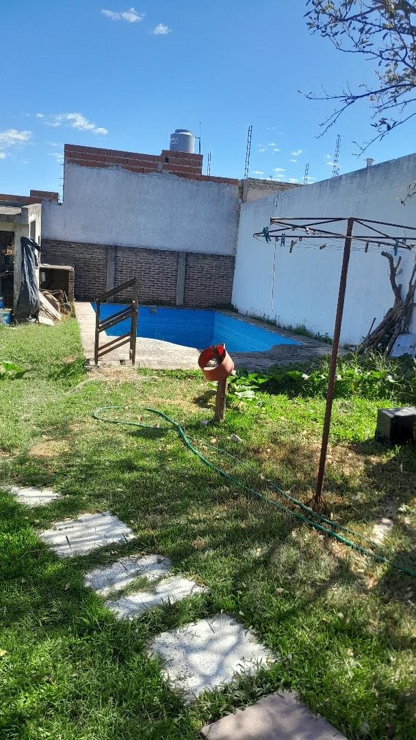 Funes. Casa Florencio Varela 1954, 3 Dormitorios — foto 15