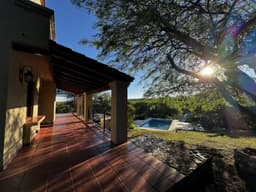 APTO CREDITO CASA EN COUNTRY 4 HOJAS - LOTE 1200 M2