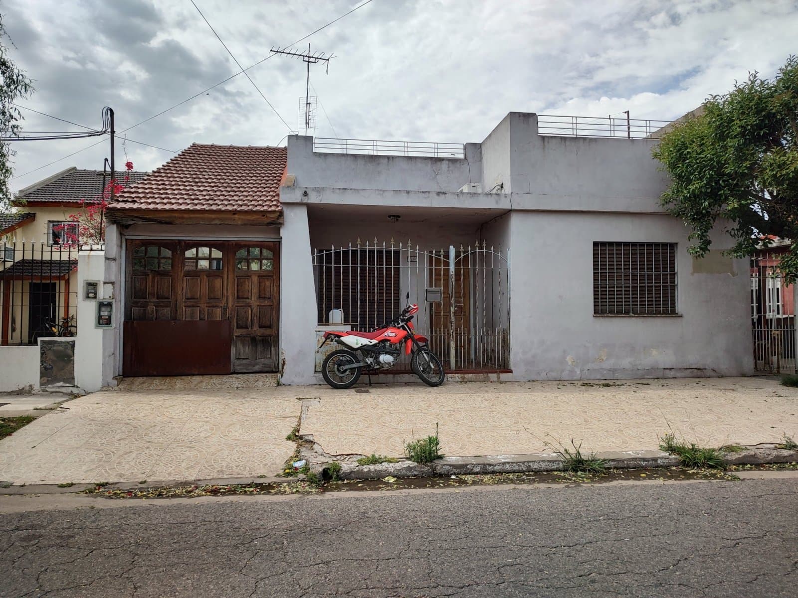 Venta de Casa 3 ambientes en Moron — foto 1