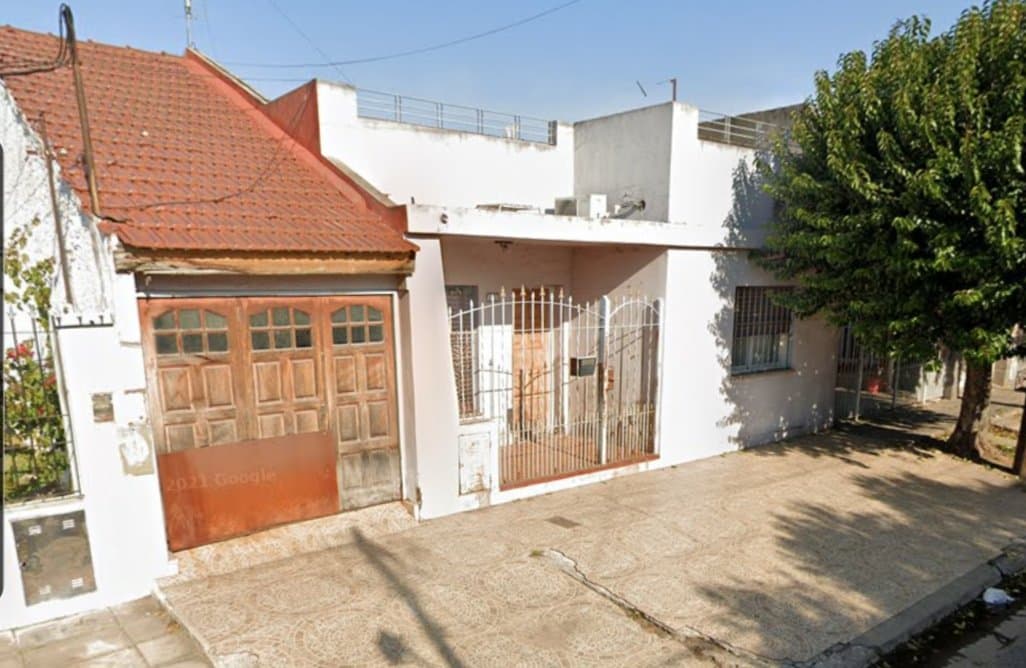 Venta de Casa 3 ambientes en Moron — foto 2