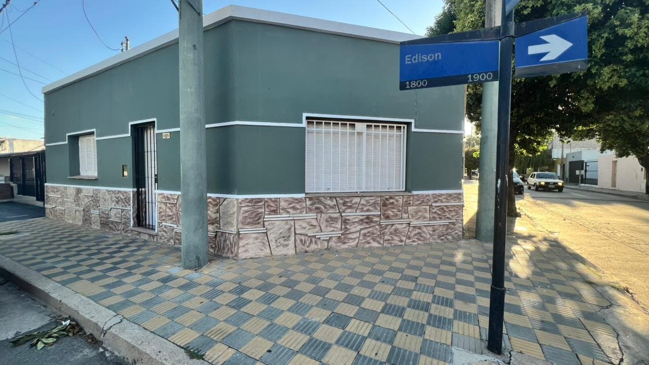 VENTA CASA 3 DORMITORIOS GRAN PATIO YOFRE NORTE — foto 1