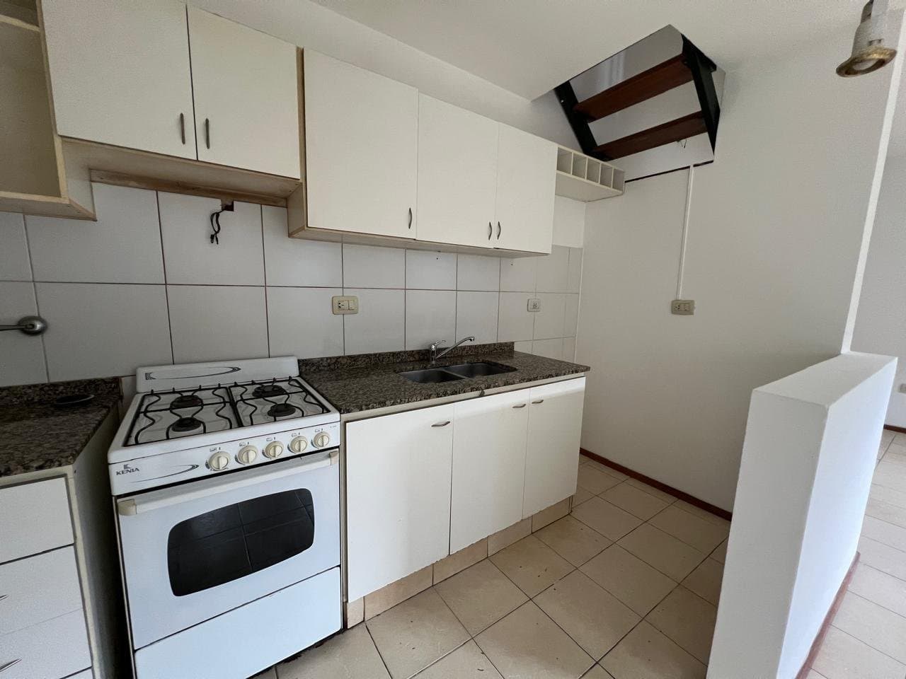 DEPARTAMENTO DE PASILLO EN ECHESORTU DE 2 DORMITORIOS — foto 8