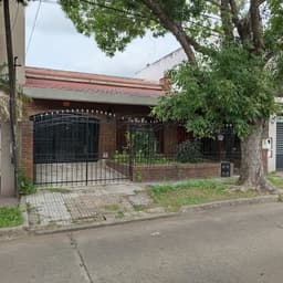 1º MES BONIFICADO! Casa tres dormitorio c/patio y pileta