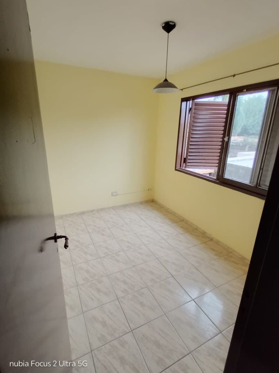 SE ALQUILA CASA (tipo Dúplex) de 3 Dormitorios!! — foto 9