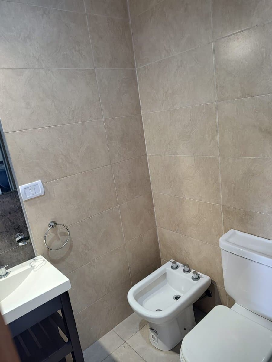 MONOAMBIENTE EN ITUZAINGO SÓLO APTO USO PROFESIONAL — foto 7
