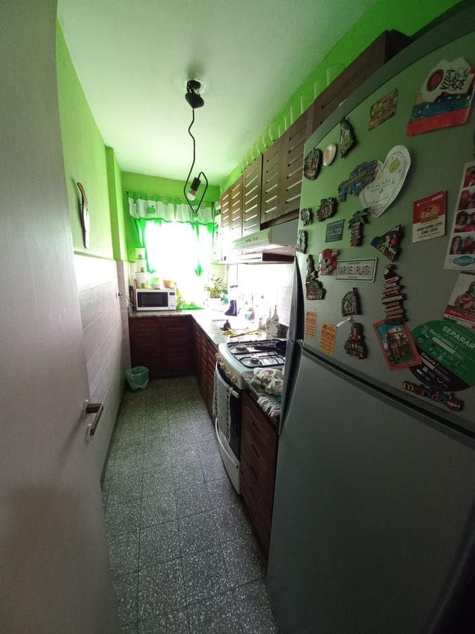 3 ambientes al frente, con balcon corrido y patio — foto 10
