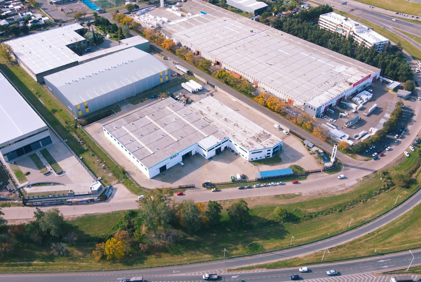 Juan Pablo II 7962 - Nave Logistica 3.600 m2 + Oficinas — foto 3