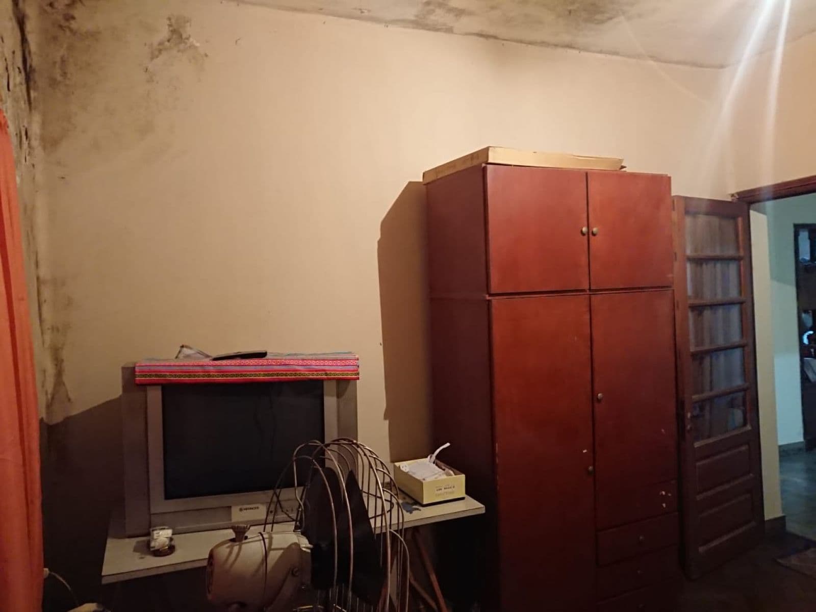 Casa de Dos Dormitorios , amplio jardin — foto 8