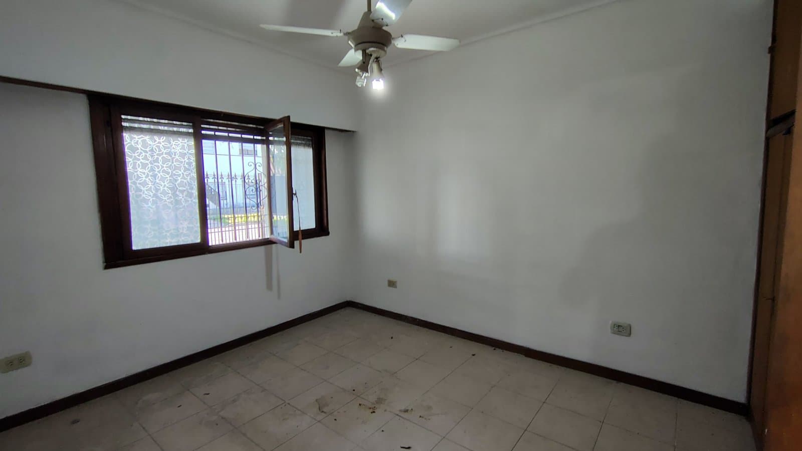 Chalet 4 ambientes Impecable — foto 12