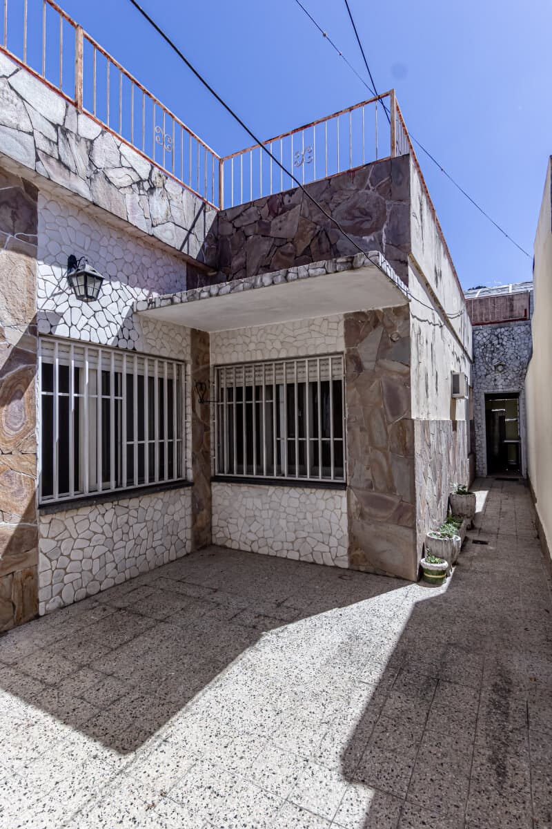 CASA INTERNA DE 2 DORMITORIOS BARRIO SARMIENTO RIO — foto 4
