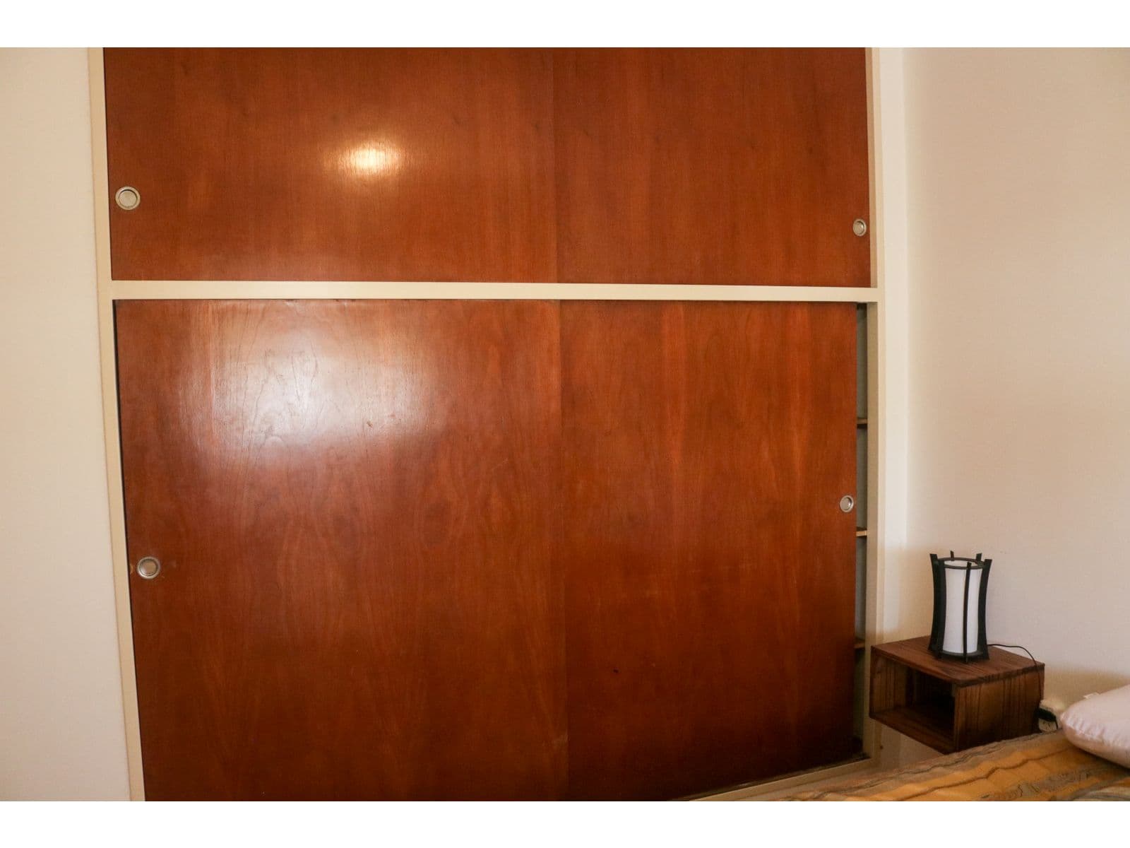 Un dormitorio, muy amplio con balcón, ventilación cruzada — foto 14