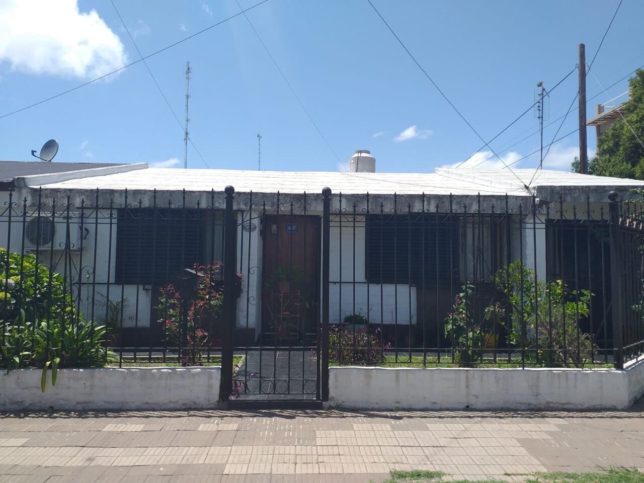 Casa 3 Dormitorios (En Venta) — foto 2