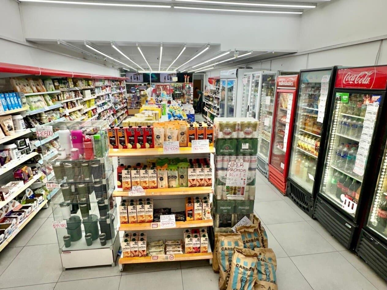 San Lorenzo 1019 - Local Comercial - Venta — foto 2